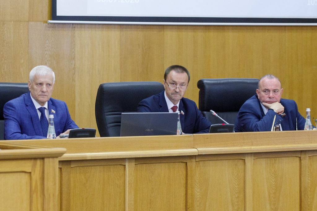 Юрий Матузов: Воронежская областная Дума расширяет правовую поддержку — бесплатная юридическая помощь теперь доступна резервистам и их семьям Юрий Матузов: Воронежская областная Дума расширяет правовую поддержку — бесплатная юридическая помощь теперь доступна резервистам и их семьям