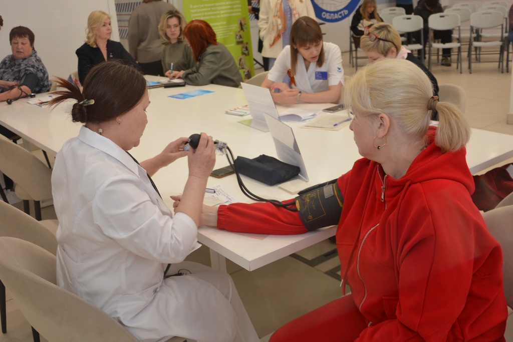 «Воронеж поможет»: в городе прошёл медико‐патриотический фестиваль с бесплатными обследованиями и лекциями