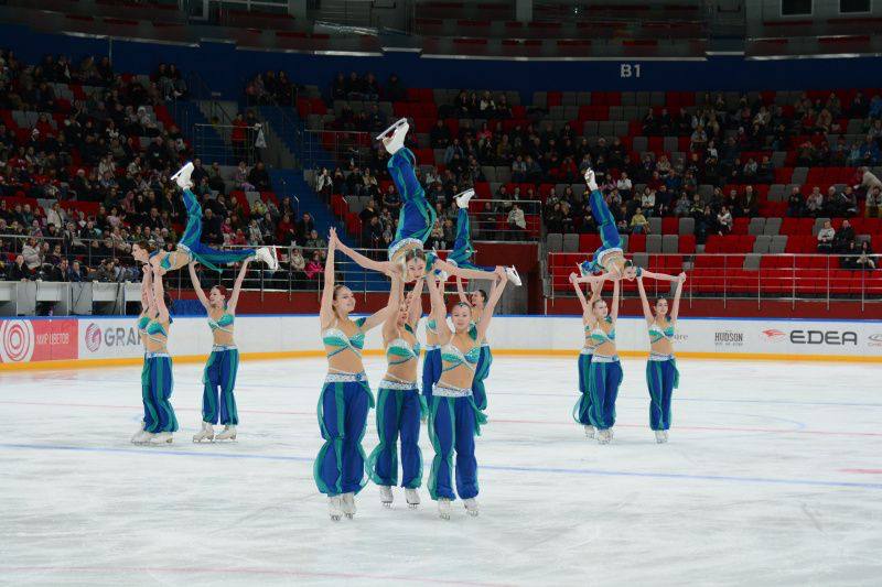 Чемпионат и Первенство по синхронному катанию проходят в Саранске