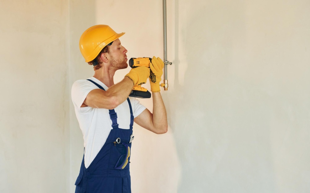 В Челябинской области благодаря вмешательству прокуратуры управляющая компания организовала ремонт многоквартирного дома в посёлке Буранный