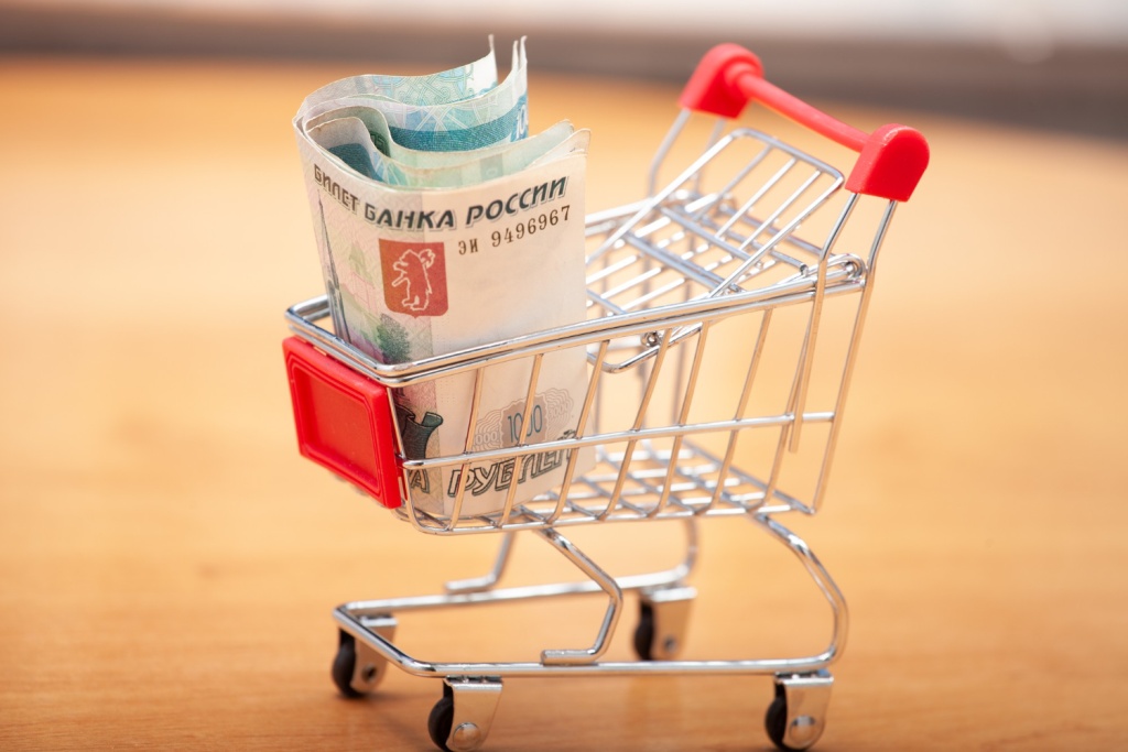 Семейная пара заработала 18 миллионов на фальшивых отзывах на маркетплейсах