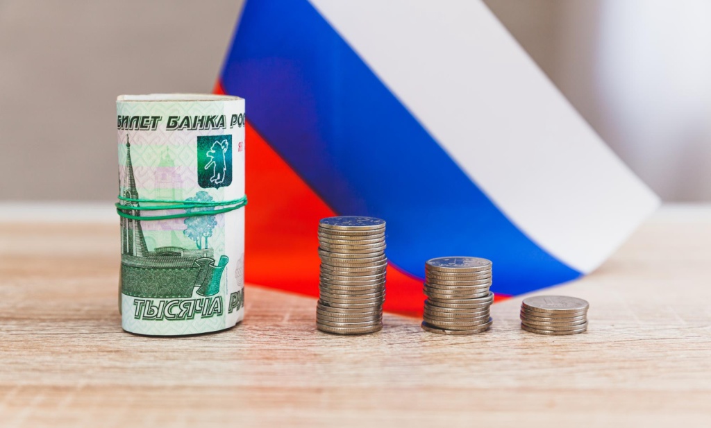 Средняя зарплата в России выросла на 13% за 9 месяцев Средняя зарплата в России выросла на 13% за 9 месяцев
